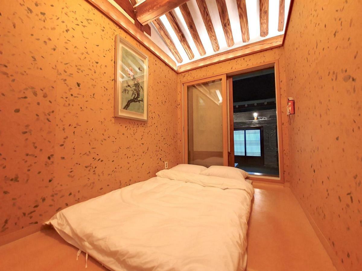 Gung Guesthouse โซล ภายนอก รูปภาพ